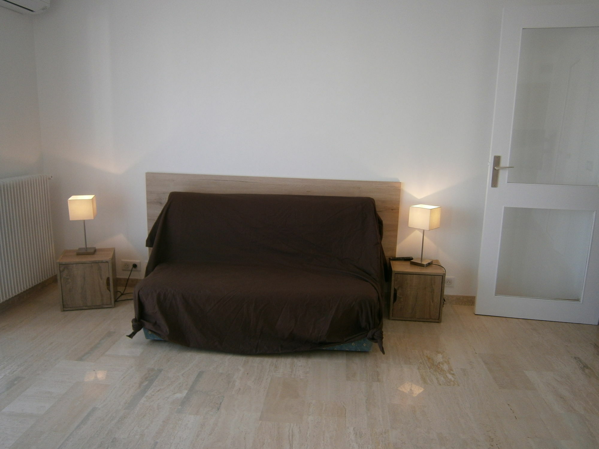 Apartment Congress