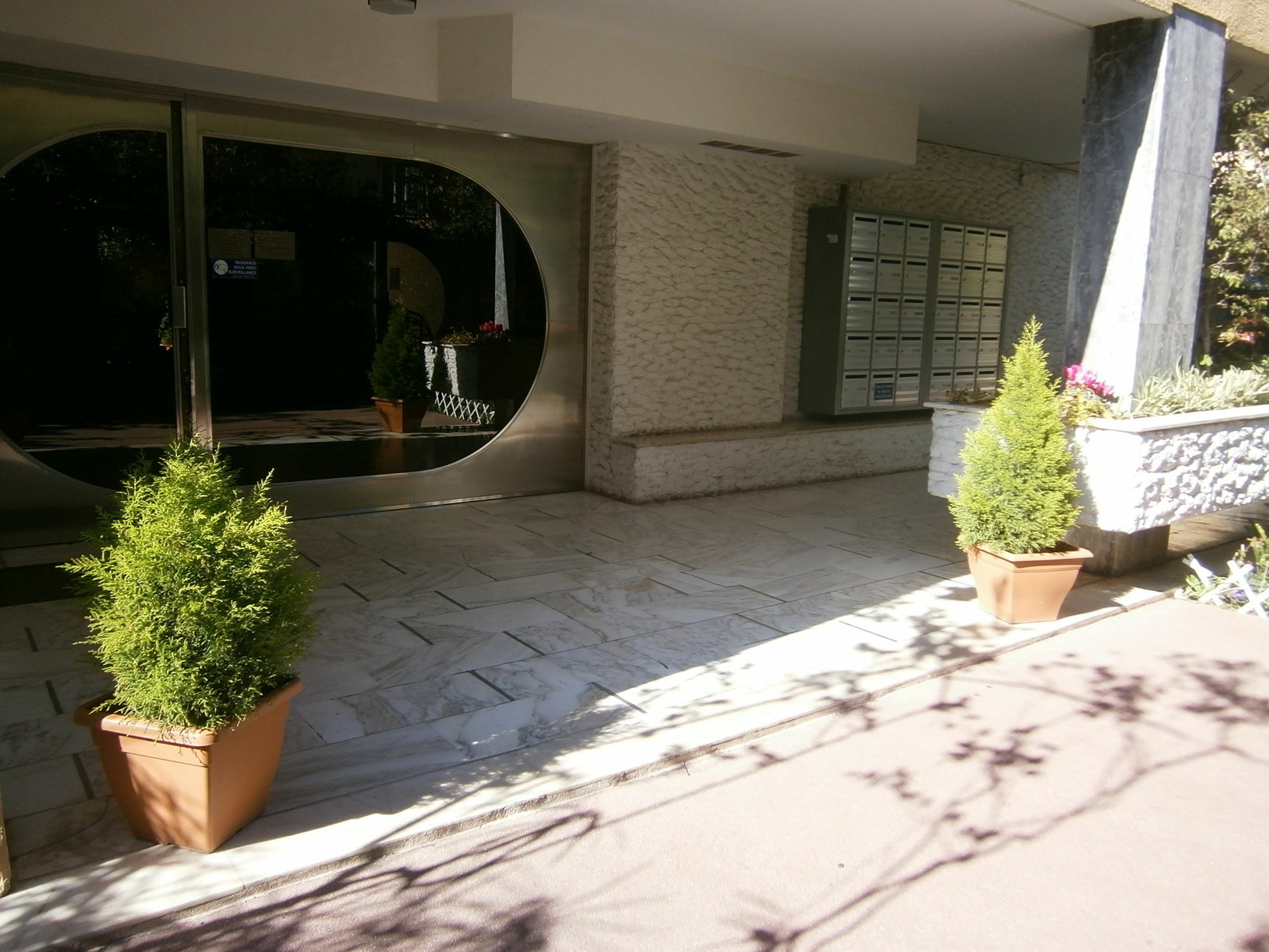 Apartment Congress